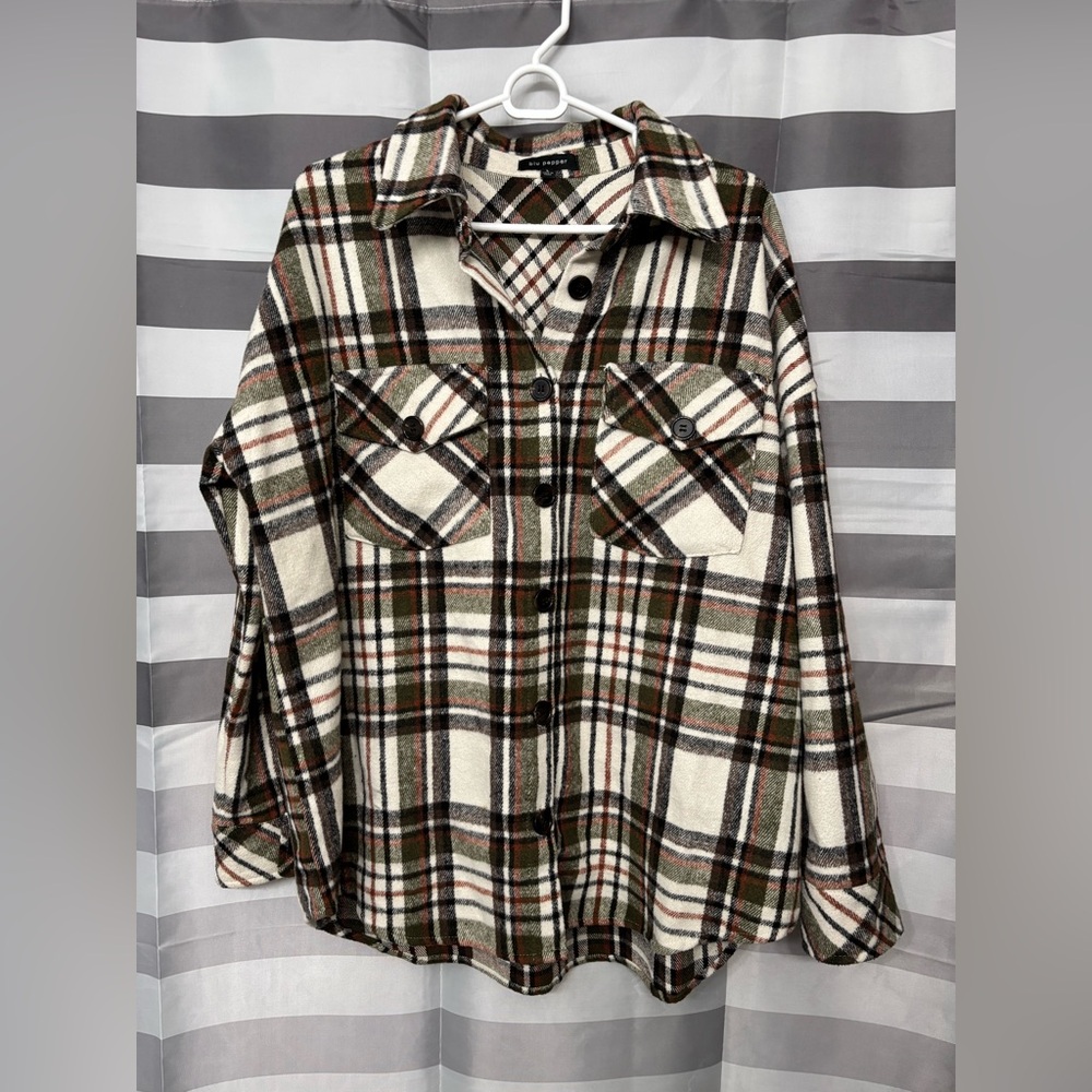 Blu Pepper Plaid Button-Up Shirt